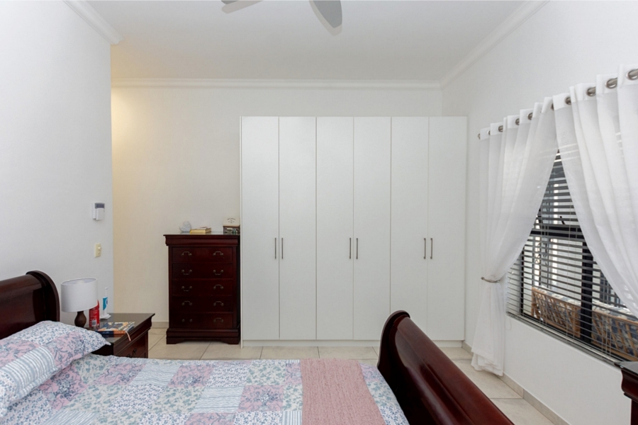 3 Bedroom Property for Sale in Sandy Point Western Cape